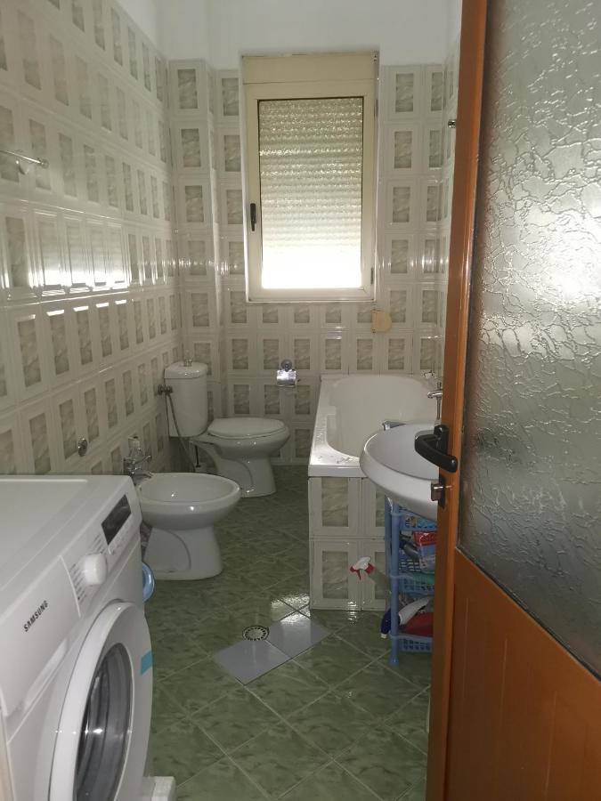 Home Vlorë Esterno foto